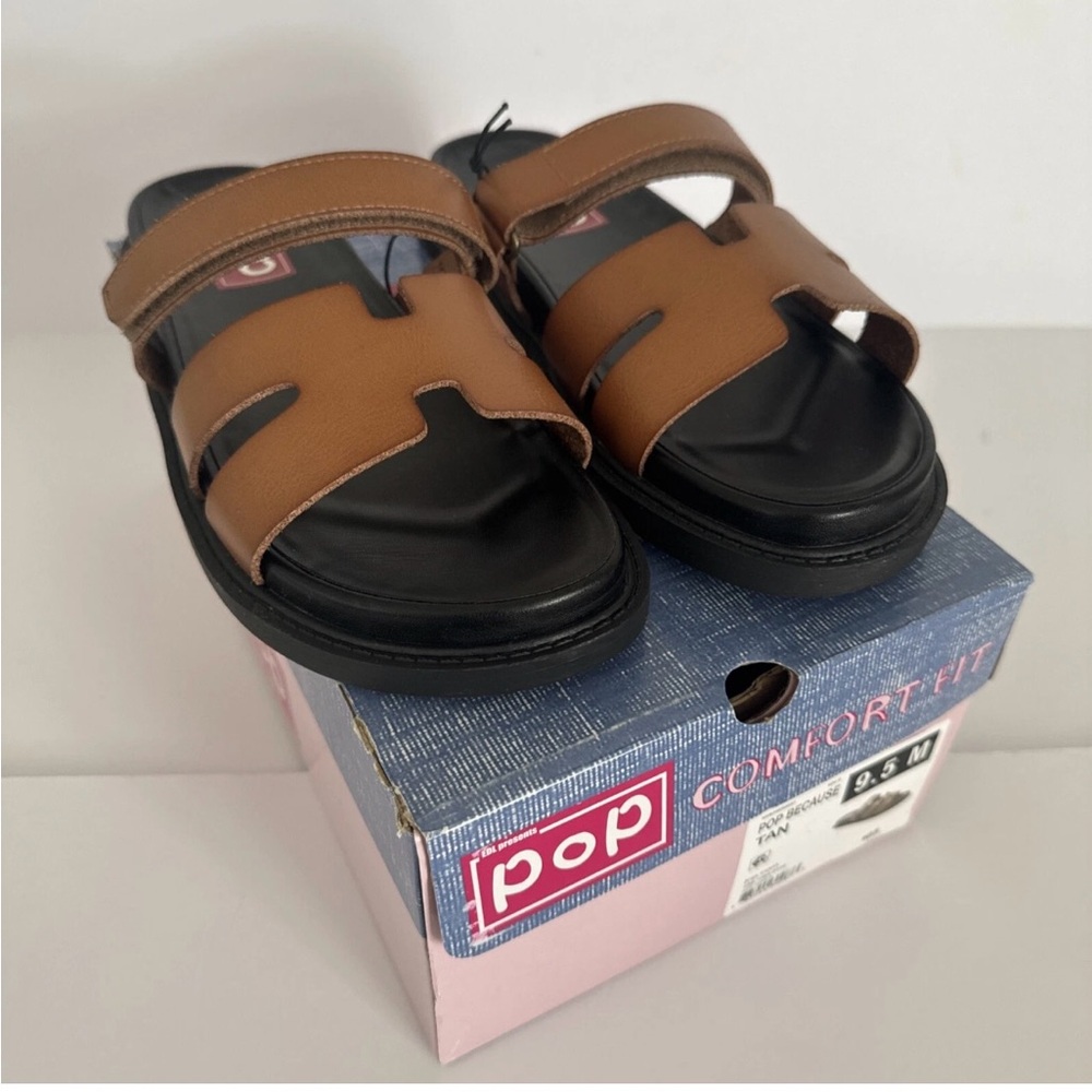 Pop Dual-Tone Brown and Black Sandals